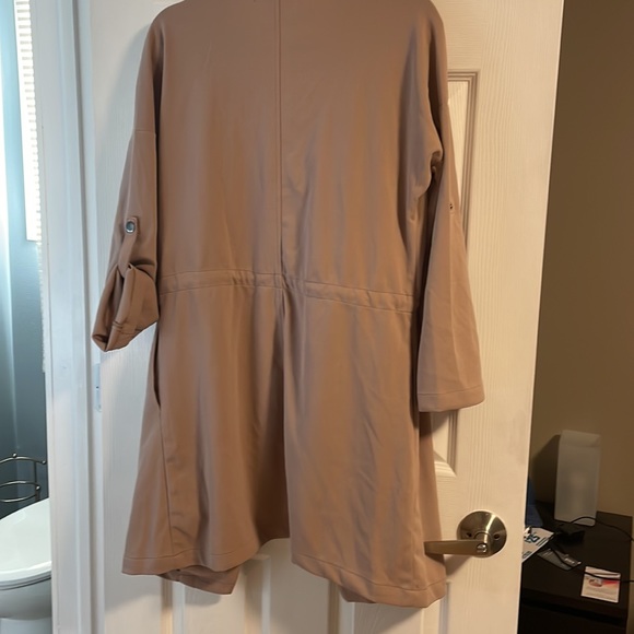 Brand new never worn Just fab blazer jacket . Size small but fits like a medium - Picture 6 of 7